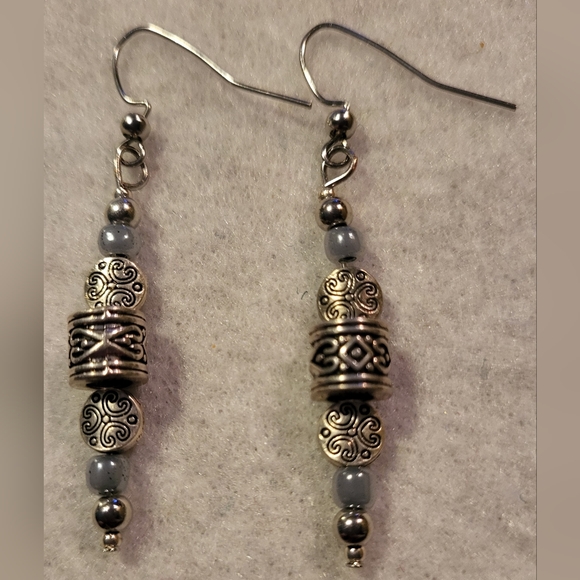 Beaded Earrings - Picture 3 of 3